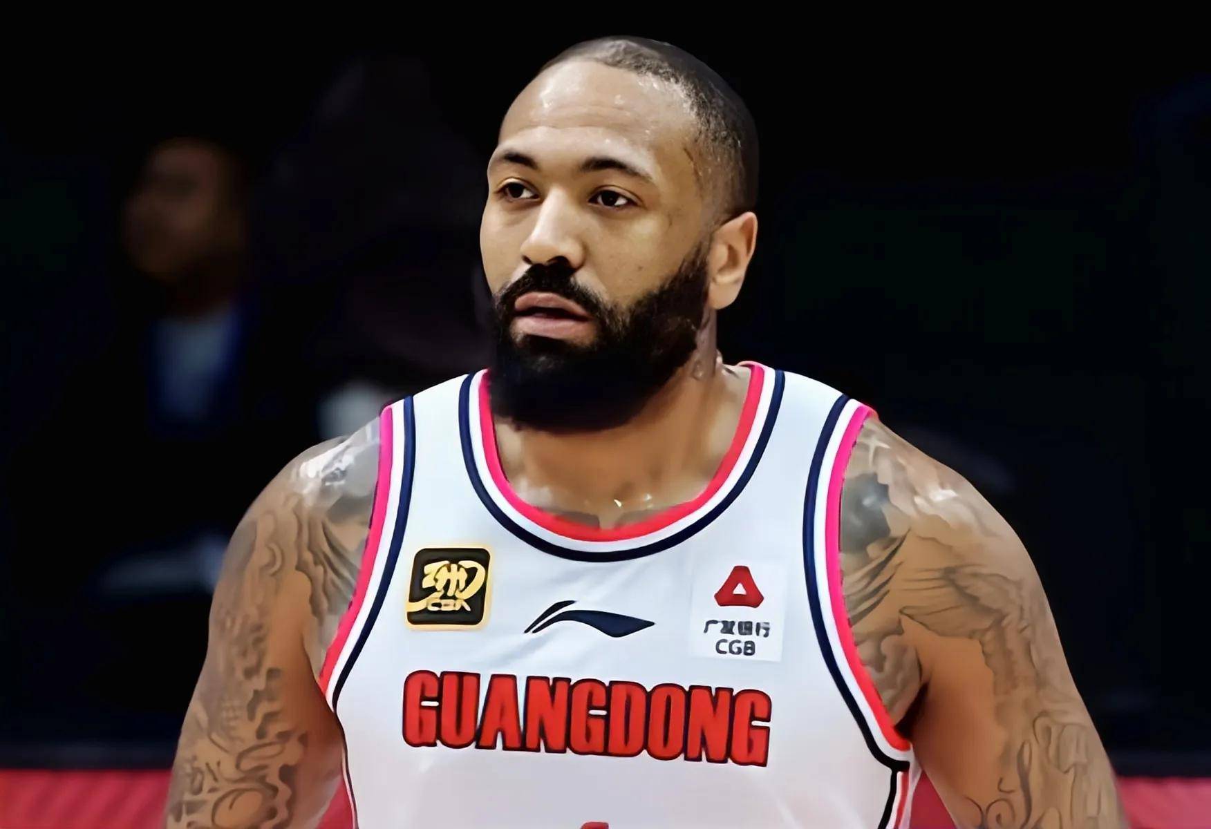 CBA球队老将宣布转会外援,引发热议 CBA球队老将宣布转会外援,引发热议