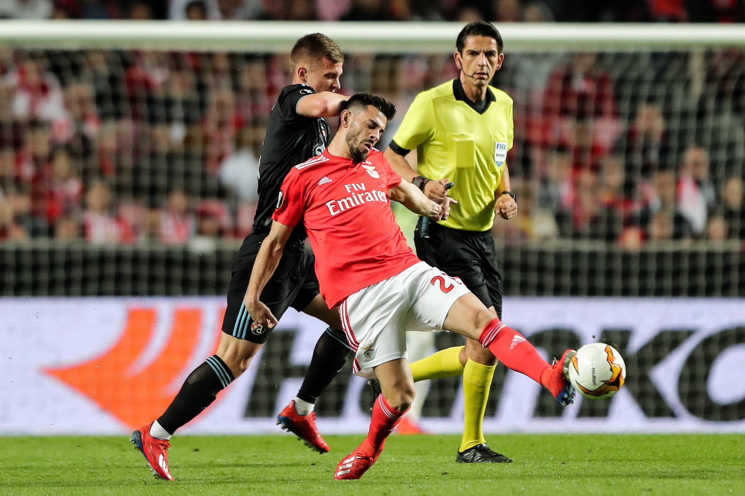 本菲卡主场取胜，葡萄牙超级联赛卫冕逐渐清晰的简单介绍