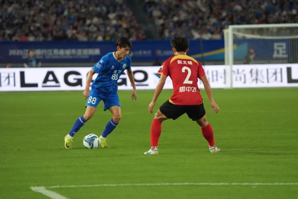 开云体育下载-包含南京交锋：江苏主场迎战舜天，胜利者晋级的词条