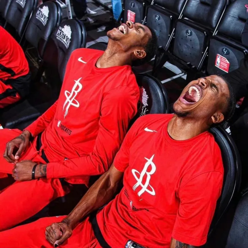 开云平台-荷兰队客场战胜强敌，稳坐小组第一位置的简单介绍