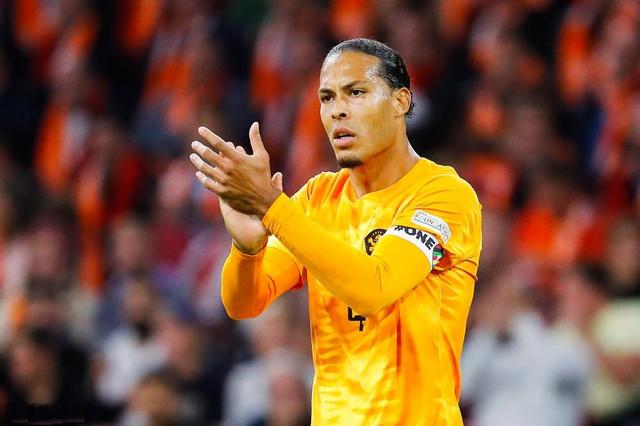 荷兰队客场战胜强敌,稳坐小组第一位置的简单介绍 荷兰队客场战胜强敌,稳坐小组第一位置的简单介绍