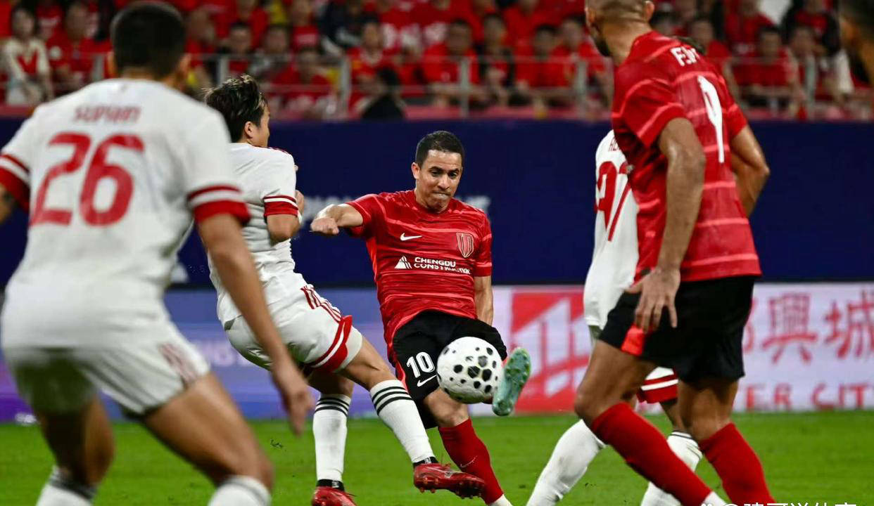 关于U球员脱颖而出，亚冠赛事精彩纷呈的信息