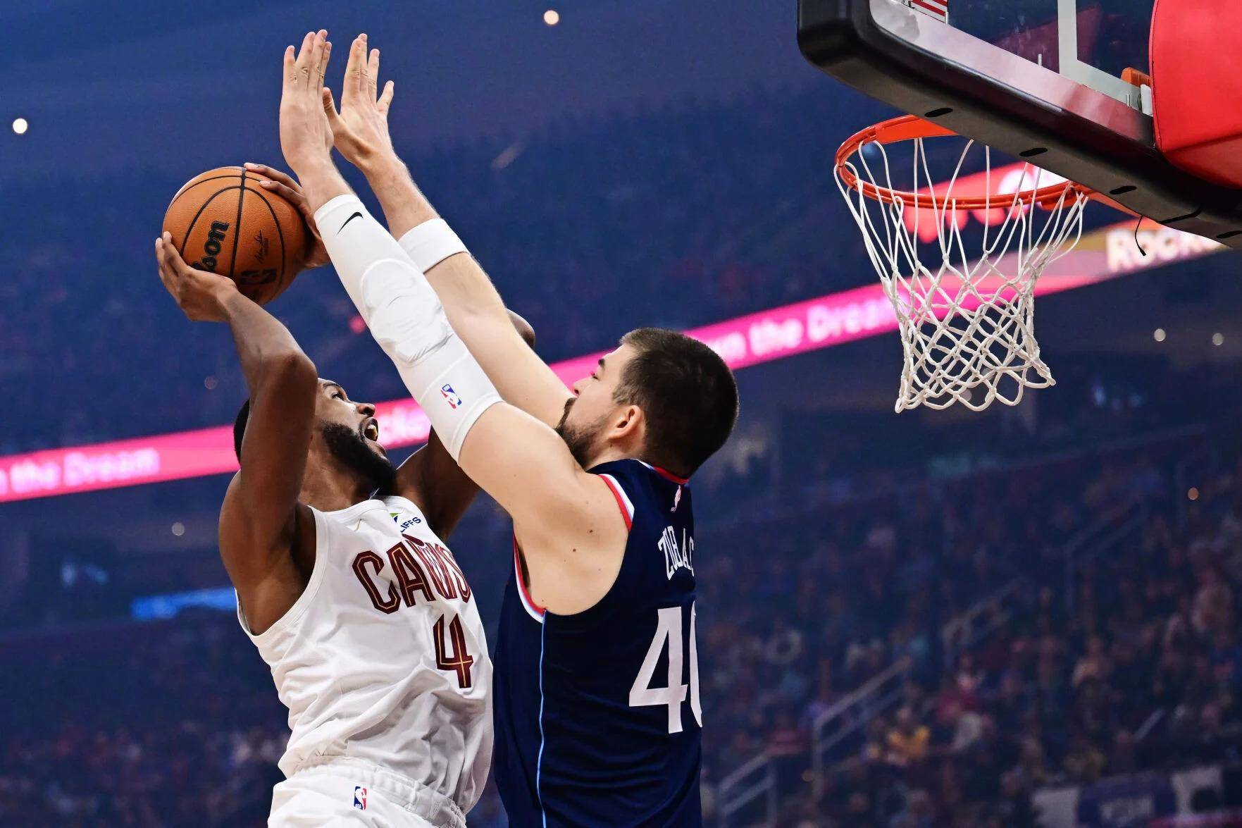 快船不敌爵士，米切尔独揽30分