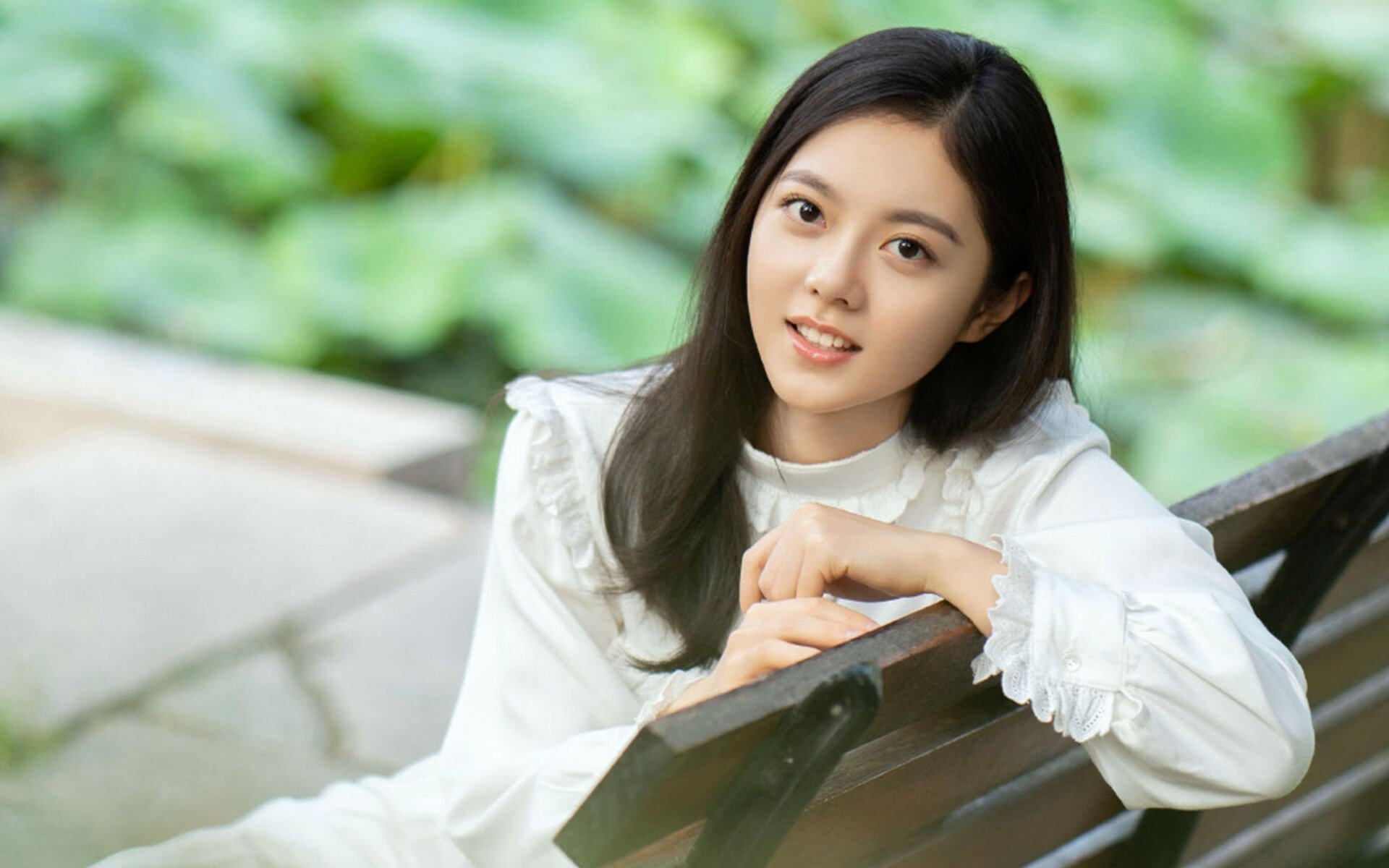 开云体育中国-拉亚之夜，当F1王座在刹车与引擎间决出