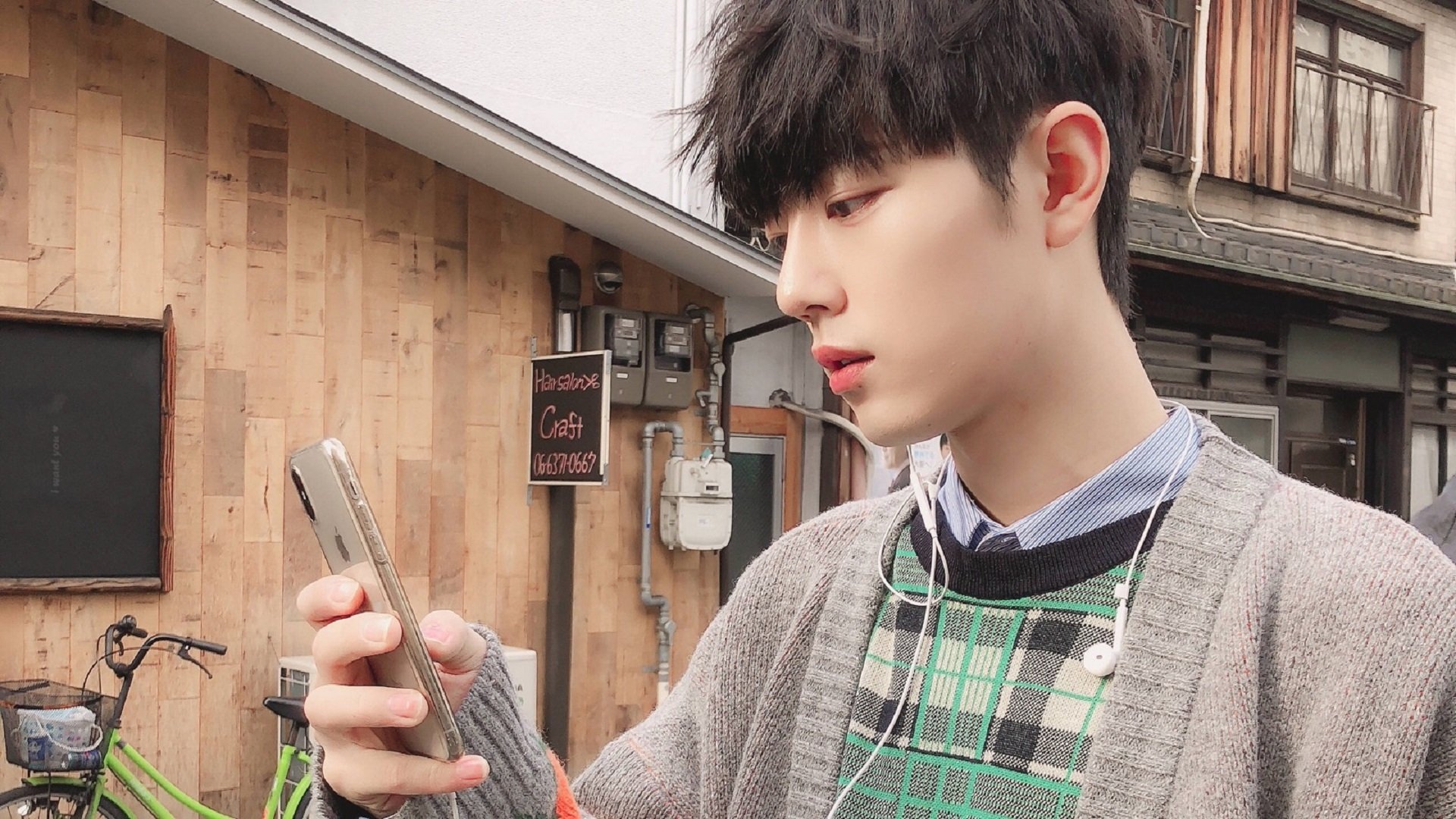 开云下载-西亚卡姆全能数据引爆球场，鹈鹕团队压制轻取雷霆