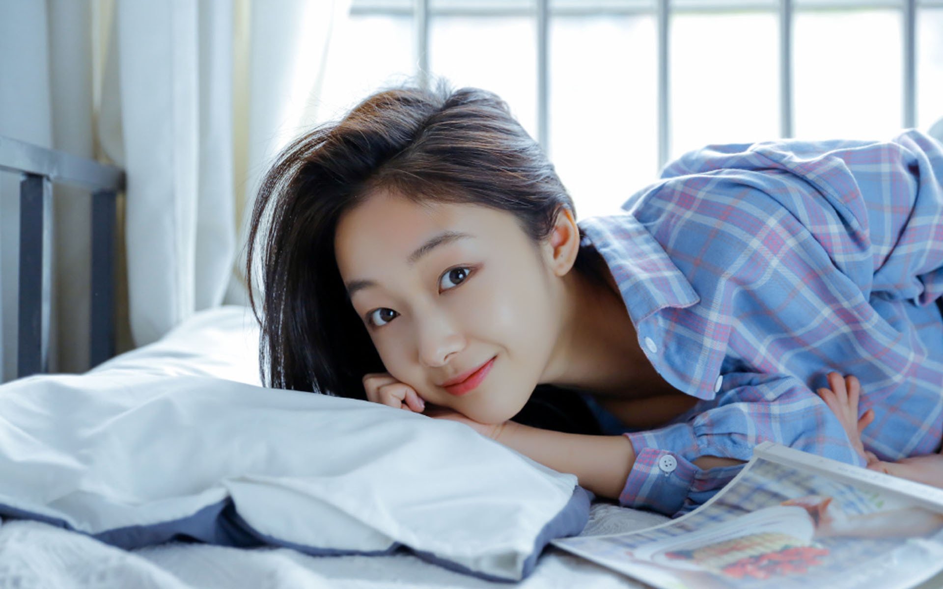 开云体育在线-爱德华兹轰下40+统治攻防，太阳窒息防守让开拓者仅得82分