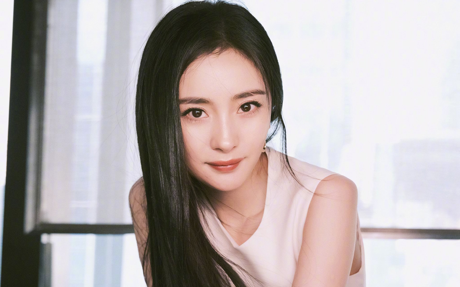 沙漠风暴席卷绿茵,卢卡库天神下凡,阿联酋2026世界杯淘汰赛险胜美国